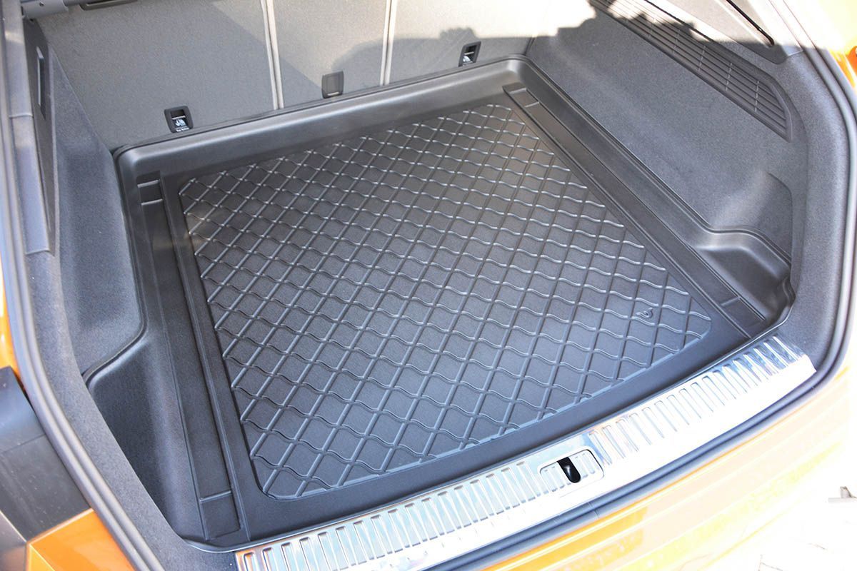 Tavita portbagaj Audi Q8 fabricatie 2015 - prezent 2