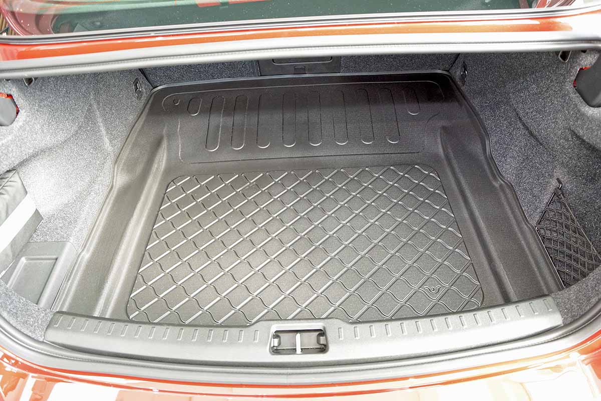 Tavita portbagaj Volvo S60 III fabricatie 10.2018 - prezent, caroserie sedan, portbagaj inferior, nu corespunde pentru PHEV #2