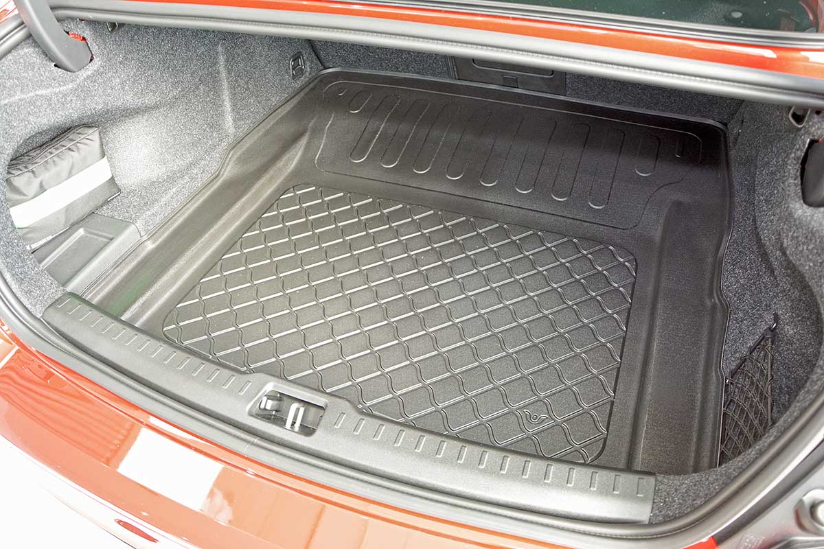 Tavita portbagaj Volvo S60 III fabricatie 10.2018 - prezent, caroserie sedan, portbagaj inferior, nu corespunde pentru PHEV #2