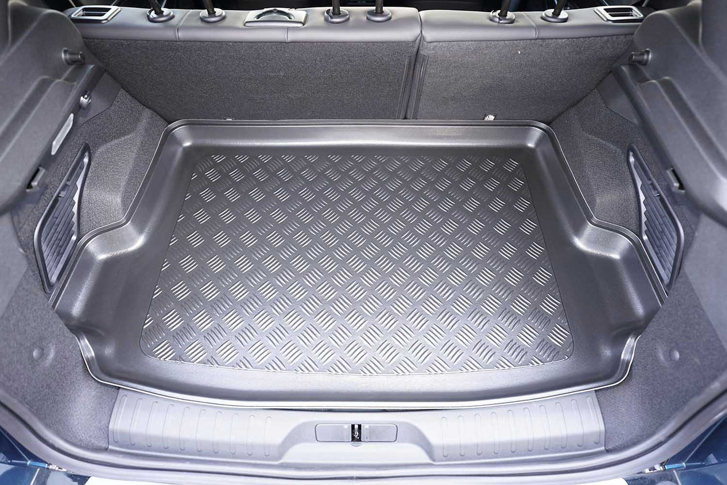 Tavita portbagaj Alfa Romeo Junior Elettrica fabricatie 04.2024 - prezent, caroserie suv, portbagaj superior, podea variabila in pozitie superioara #1 - Auto Alorria