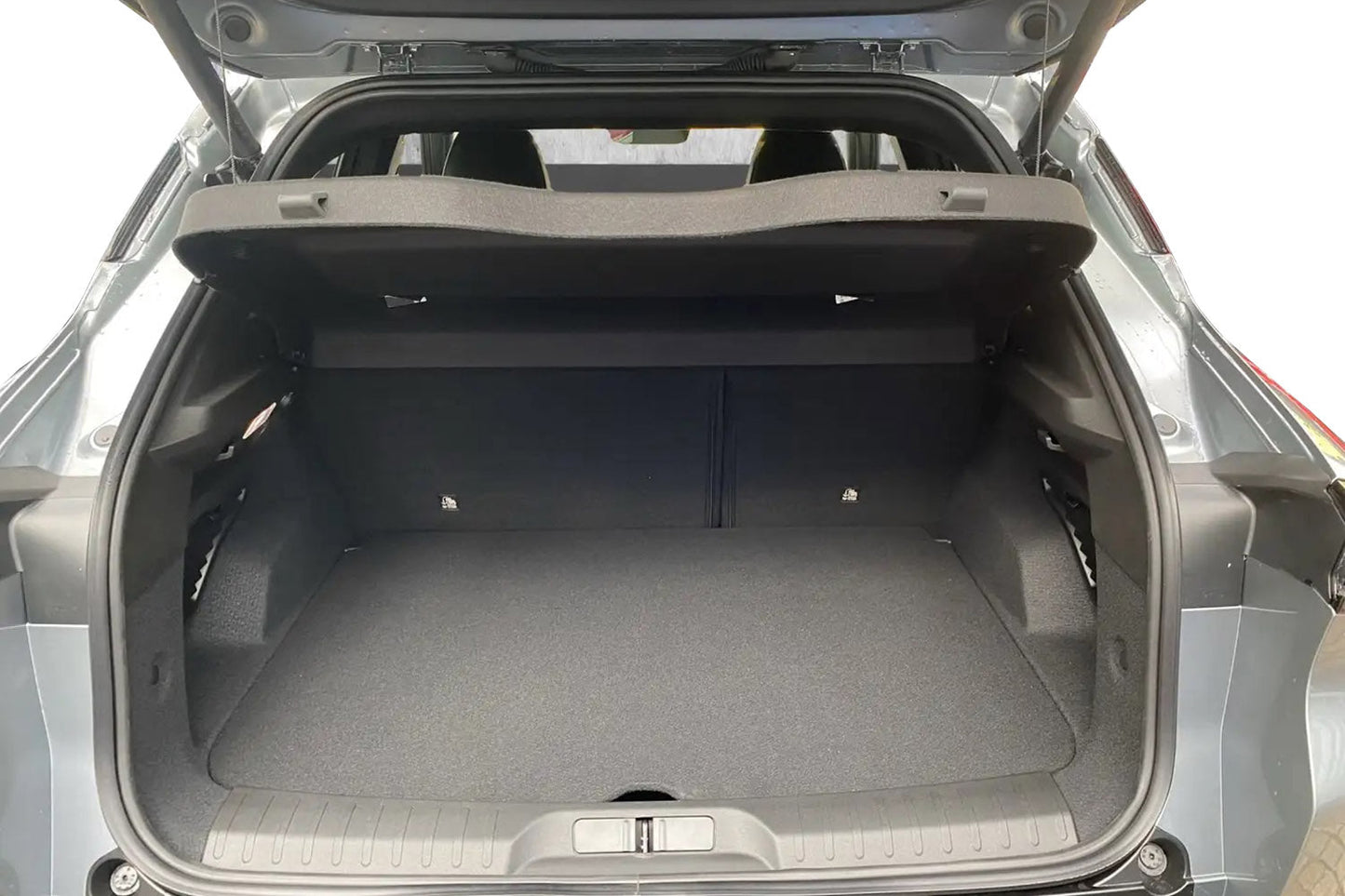 Tavita portbagaj Alfa Romeo Junior Hybrid fabricatie 04.2024 - prezent, caroserie suv, portbagaj superior, podea variabila in pozitie superioara #1 - Auto Alorria