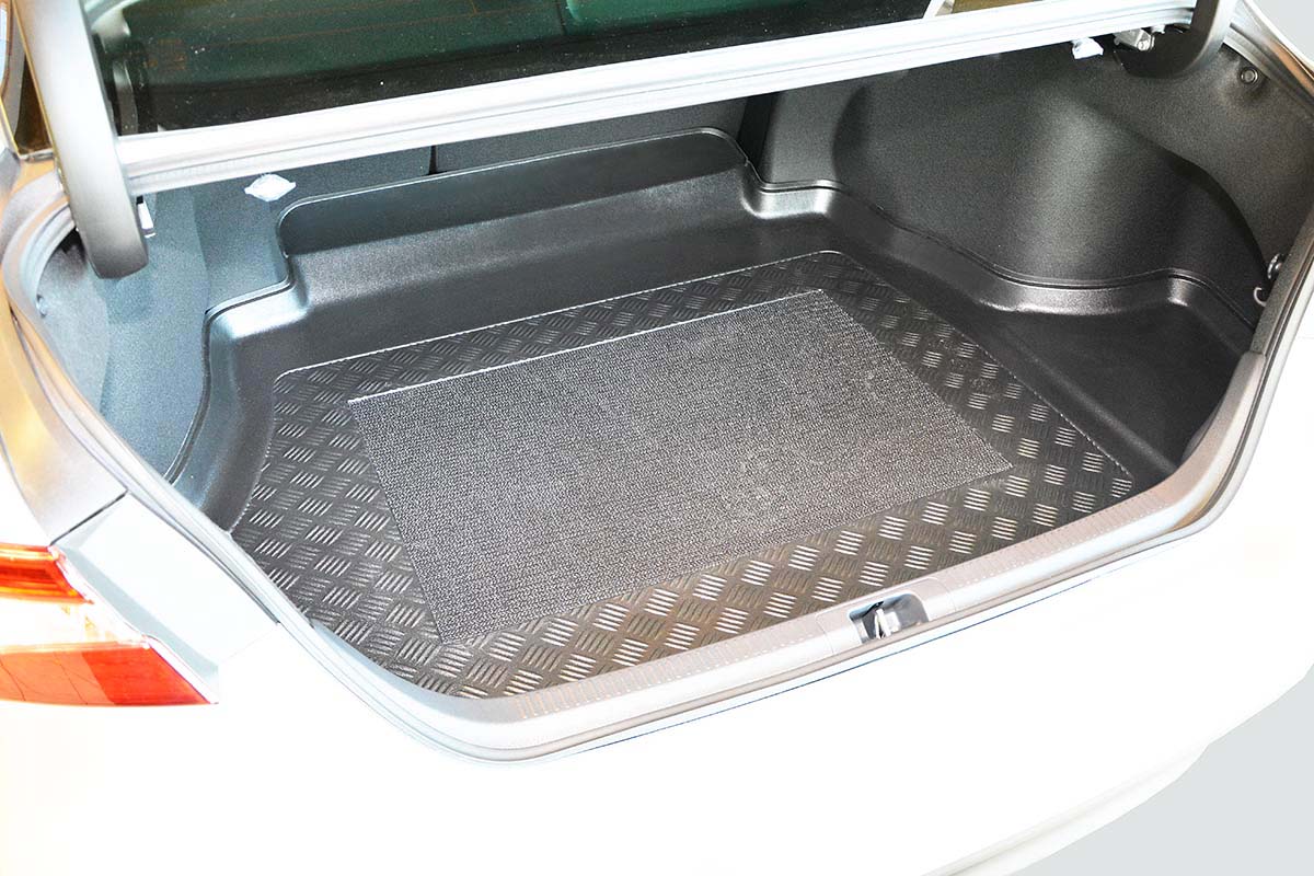 Tavita portbagaj Toyota Camry Hybrid fabricatie 2018 - prezent, caroserie sedan #1