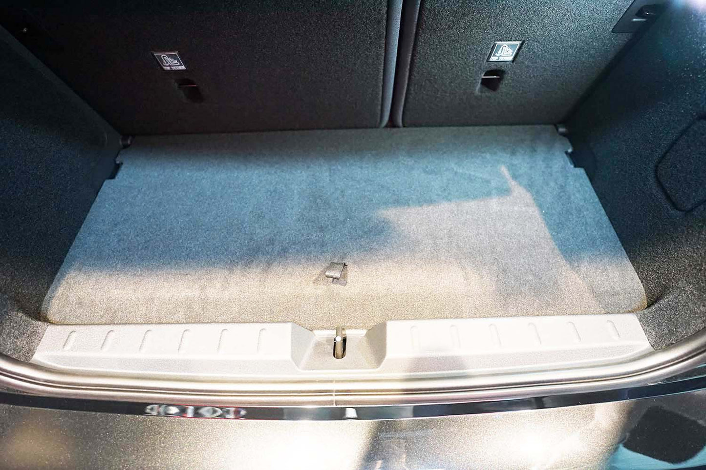 Tavita portbagaj Mini Cooper J01 EV fabricatie 2024 - prezent, caroserie hatchback, portbagaj superior, podea variabila in pozitie superioara #1
