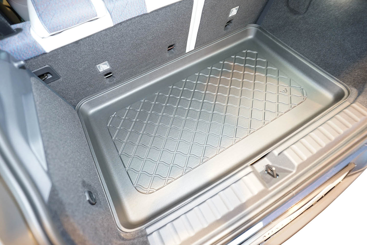 Tavita portbagaj Mini Aceman EV fabricatie 11.2024 - prezent, caroserie suv, portbagaj superior, podea variabila in pozitie superioara #1 - Auto Alorria