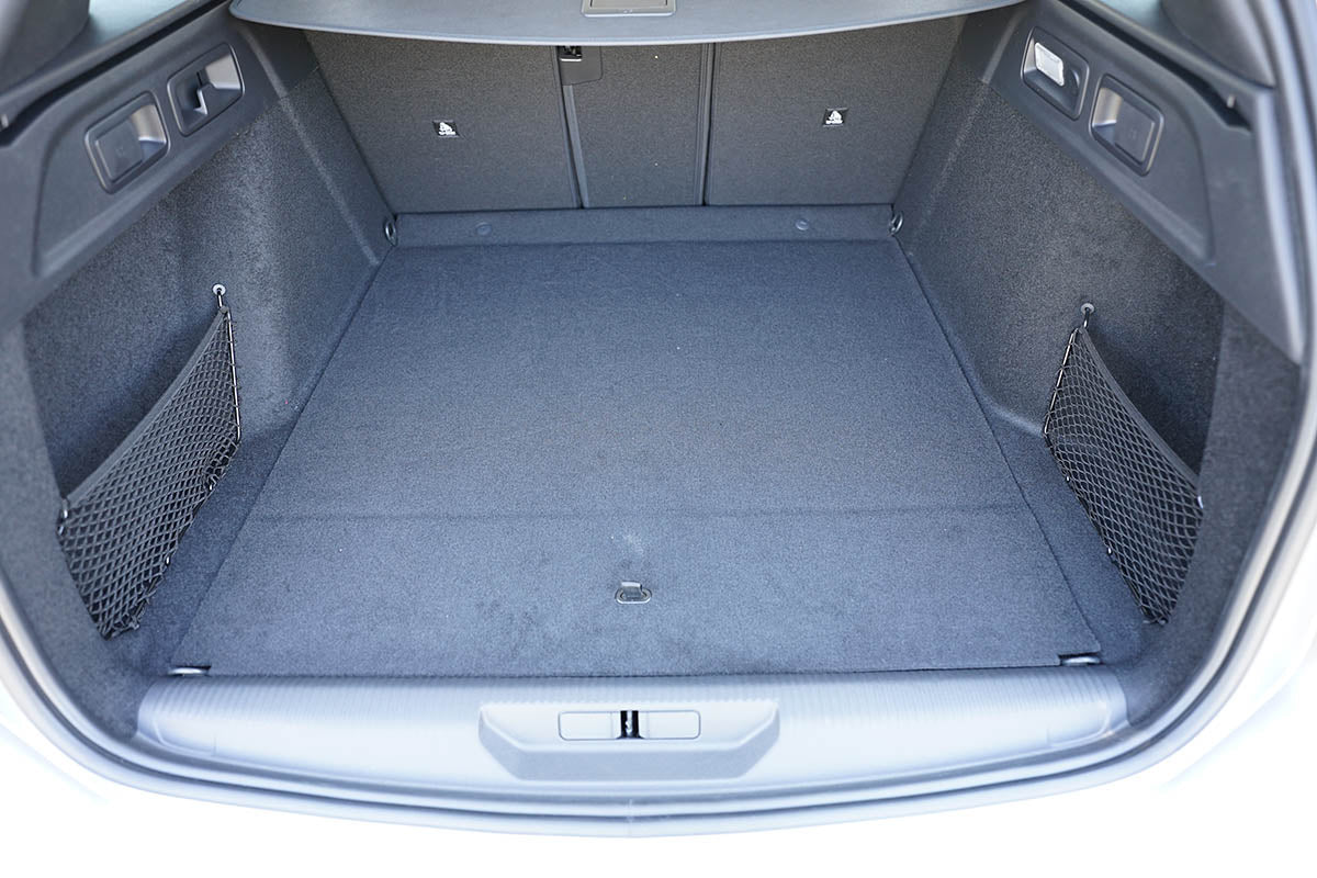 Tavita portbagaj Peugeot 308 Hybrid fabricatie 2022 - prezent, caroserie combi, fara podea reglabila pe inaltime #2