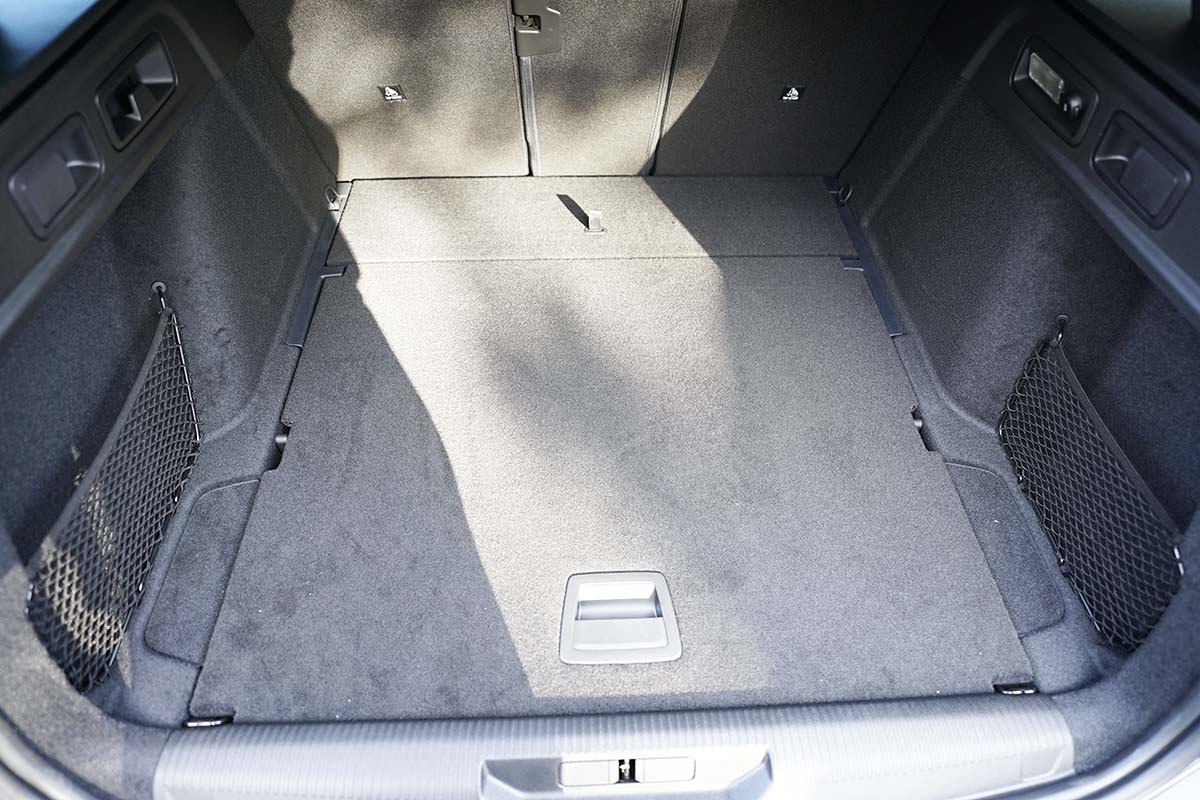 Tavita portbagaj Peugeot 308 Hybrid fabricatie 2022 - prezent, caroserie combi, portbagaj superior, podea variabila in pozitie superioara #1