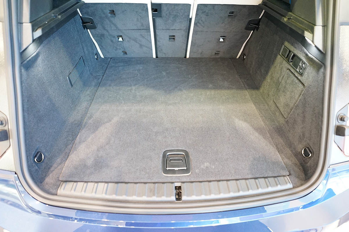 Tavita portbagaj BMW iX (I20) electric fabricatie 11.2021 - prezent, caroserie suv #1