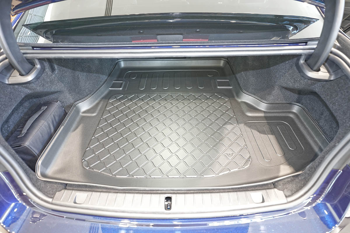 Tavita portbagaj BMW Seria 7L G12 PHEV fabricatie 07.2016 - 10.2022, caroserie sedan, inclusiv facelift, ampatament normal / ampatament lung #1