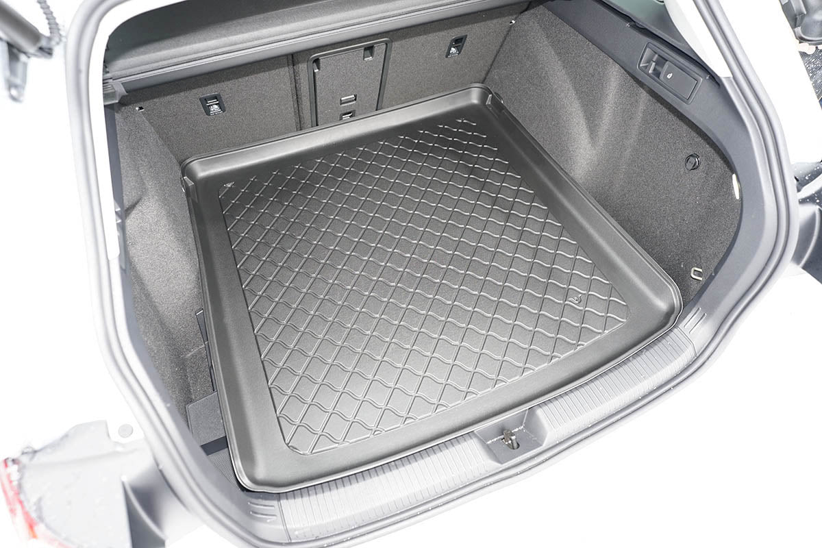 Tavite portbagaj Volkswagen Golf 8 MHEV, caroserie combi, an fabricatie 11.2020 - prezent, portbagaj superior, podea variabila in pozitie superioara | 193883GRD