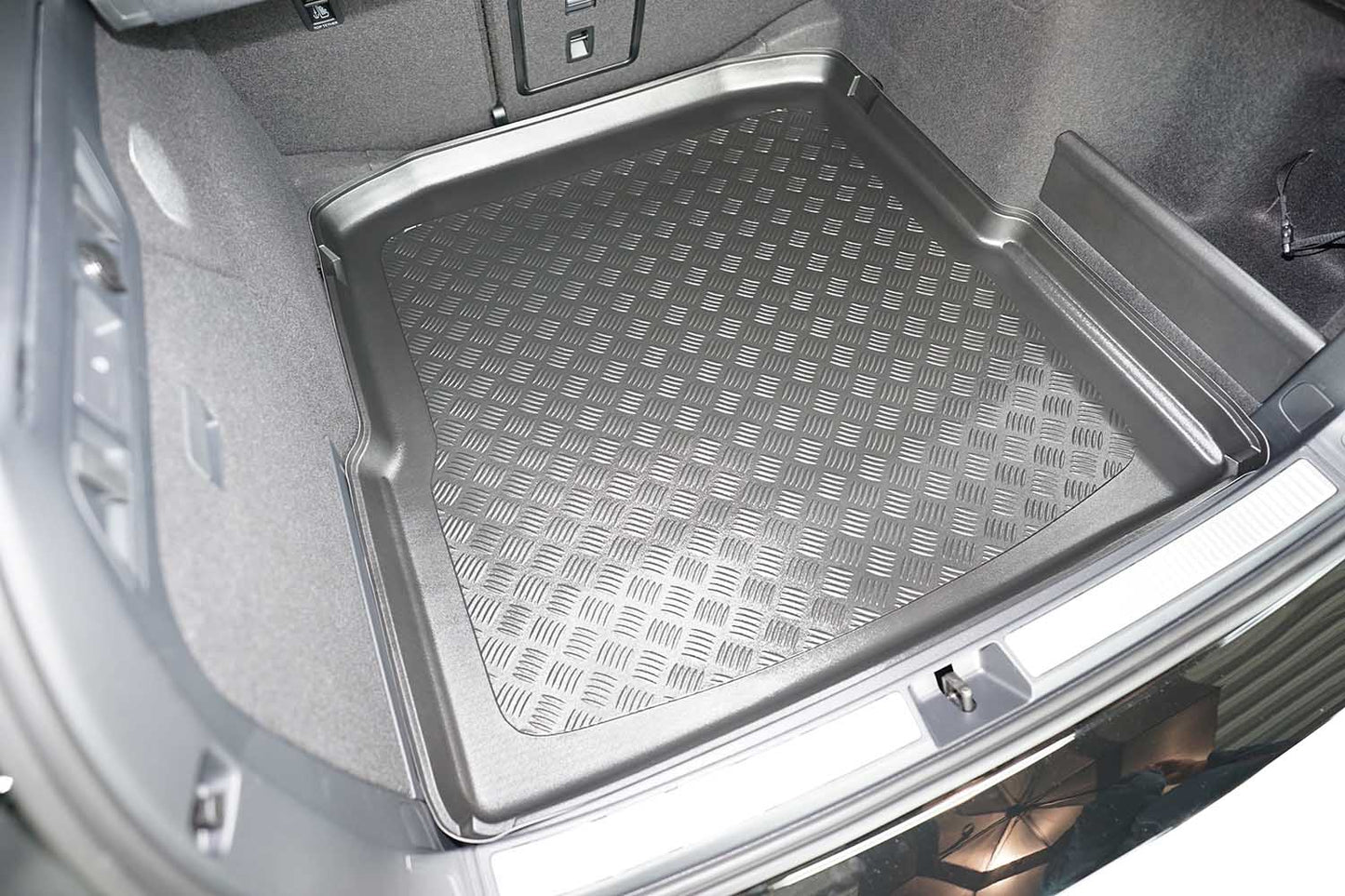 Tavita portbagaj Skoda Superb IV MHEV fabricatie 12.2023 - prezent, caroserie combi, portbagaj inferior, fara podea ajustabila pe inaltime, nu corespunde pentru PHEV #2
