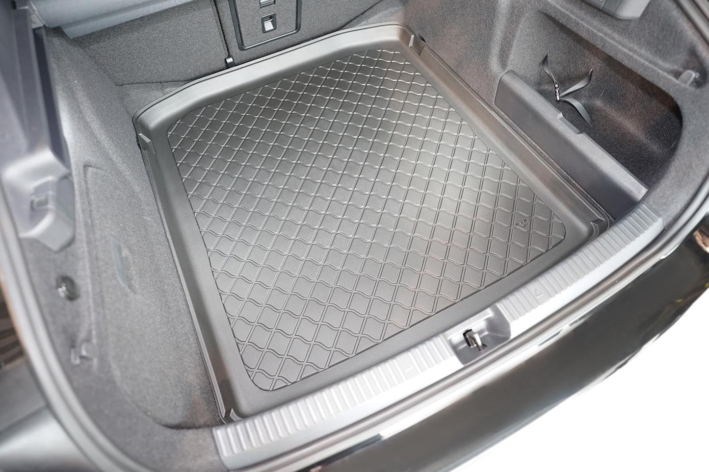 Tavita portbagaj Skoda Superb IV fabricatie 12.2023 - prezent, caroserie sedan, portbagaj inferior, fara podea reglabila pe inaltime #2