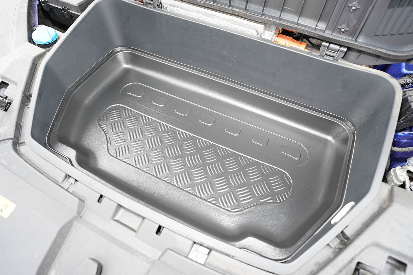 Tavita portbagaj Audi E-Tron fabricatie 02.2020 - prezent, caroserie sportback, portbagaj fata #2 - Auto Alorria