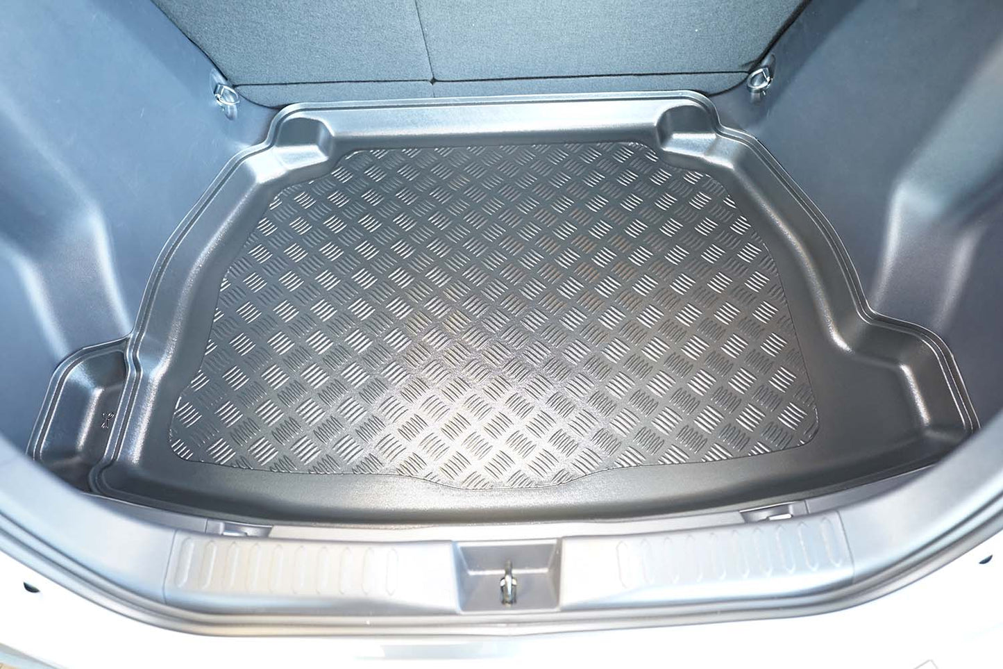 Tavita portbagaj Toyota C-HR Hybrid fabricatie 2024 - prezent, caroserie suv, kit de reparatie, nu corespunde pentru PHEV si 4x4 #2