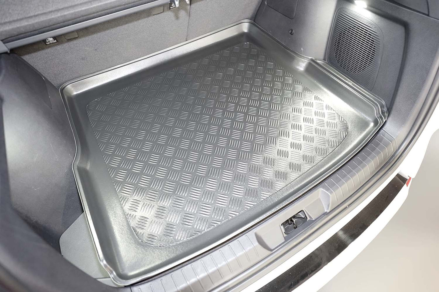 Tavita portbagaj BYD Seal U DM-i PHEV fabricatie 06.2024 - prezent, caroserie suv, portbagaj superior, cu ureche detasabila pentru subwoofer #2