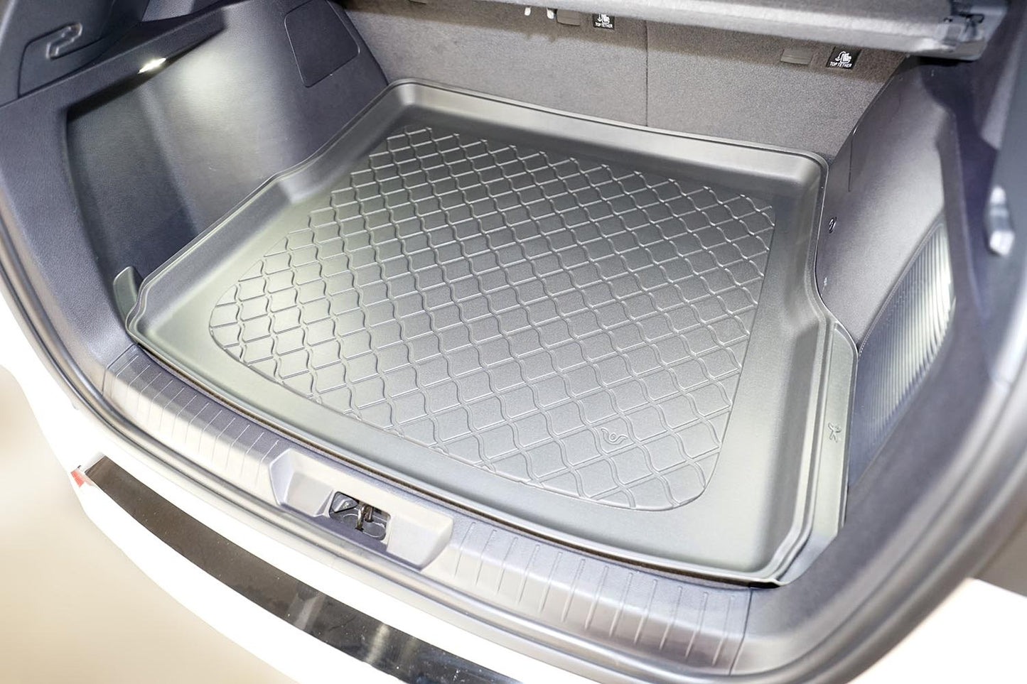 Tavita portbagaj BYD Seal U DM-i PHEV fabricatie 06.2024 - prezent, caroserie suv, portbagaj superior, cu ureche detasabila pentru subwoofer #1