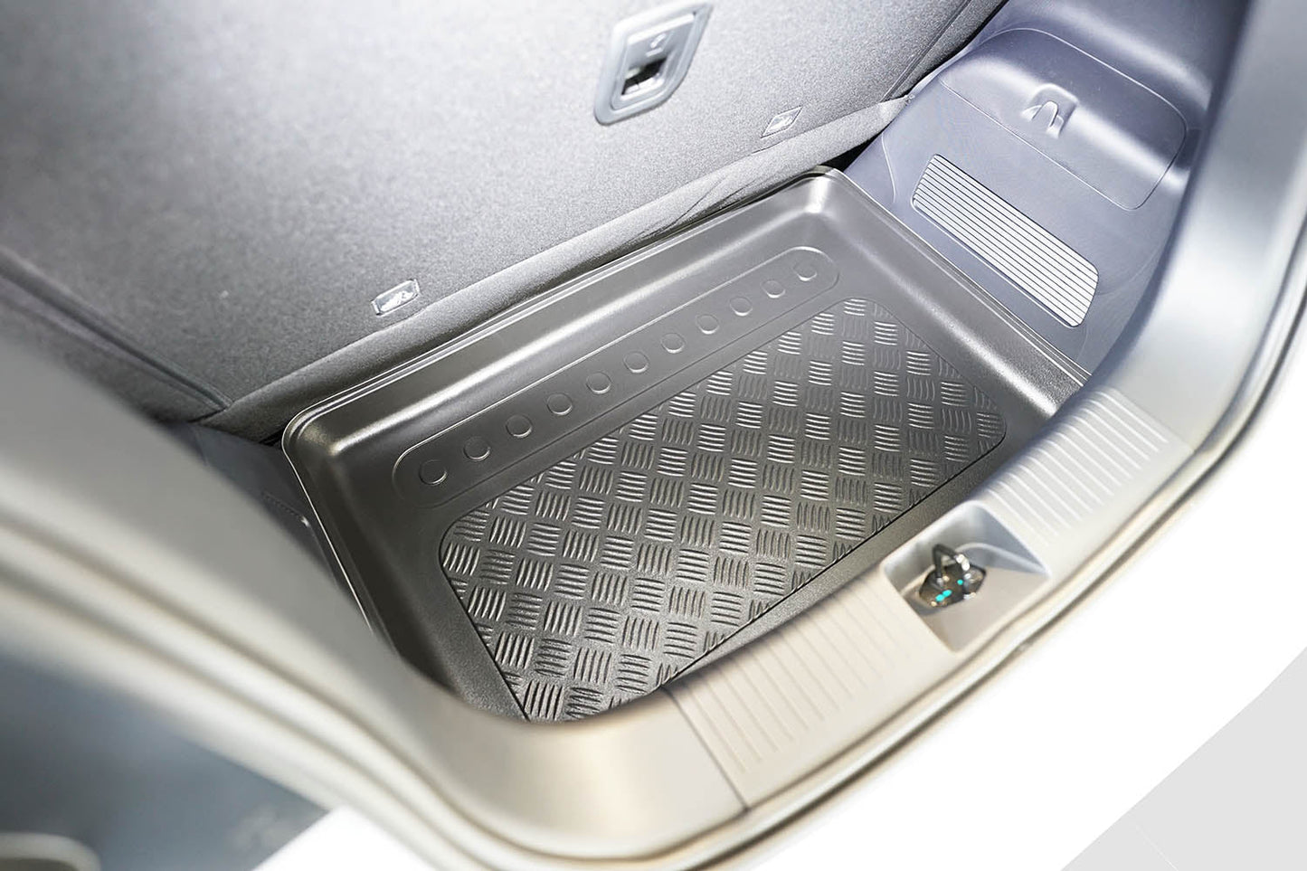 Tavita portbagaj Leapmotor T03 EV fabricatie 2024 - prezent, caroserie hatchback #2 - Auto Alorria