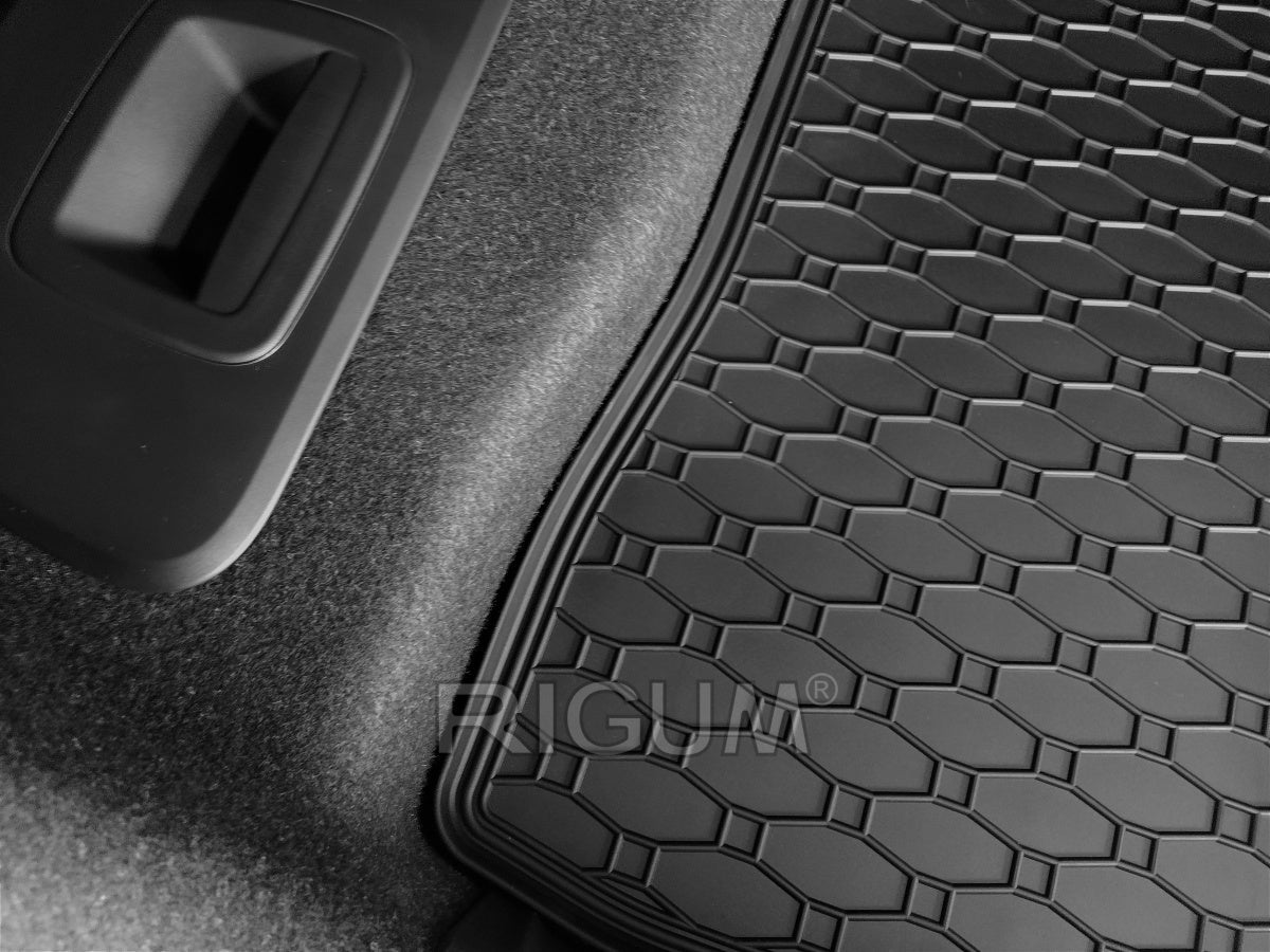 Tavita portbagaj BMW Seria 5 G30 fabricatie 02.2017 - prezent, caroserie sedan, inclusiv facelift #1