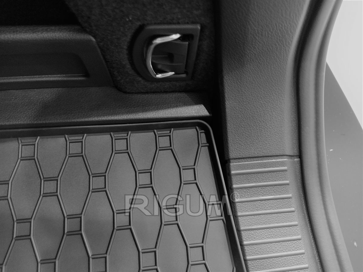 Tavite portbagaj Volkswagen Passat B8 PHEV, caroserie combi, an fabricatie 11.2015 - prezent, portbagaj superior | 437003