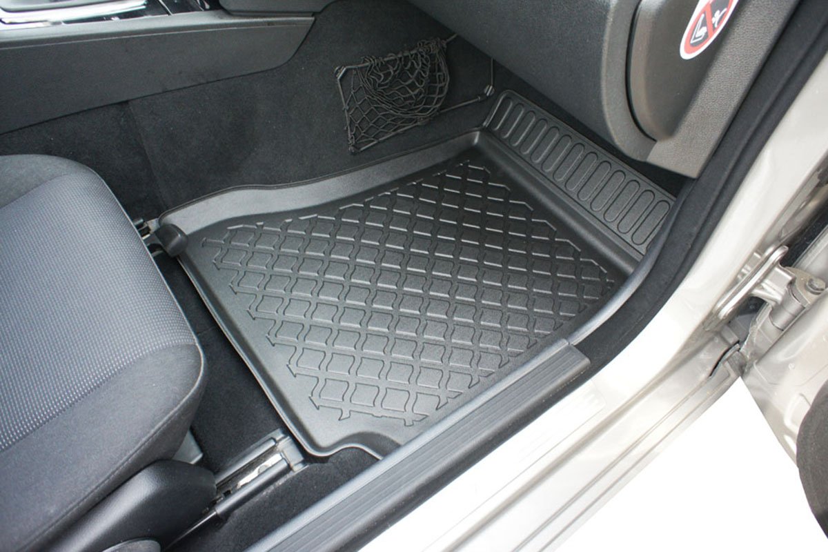 Covorase tip tavita Mercedes Clasa C W204, caroserie Sedan, fabricatie 04.2007 - 02.2014 - 6