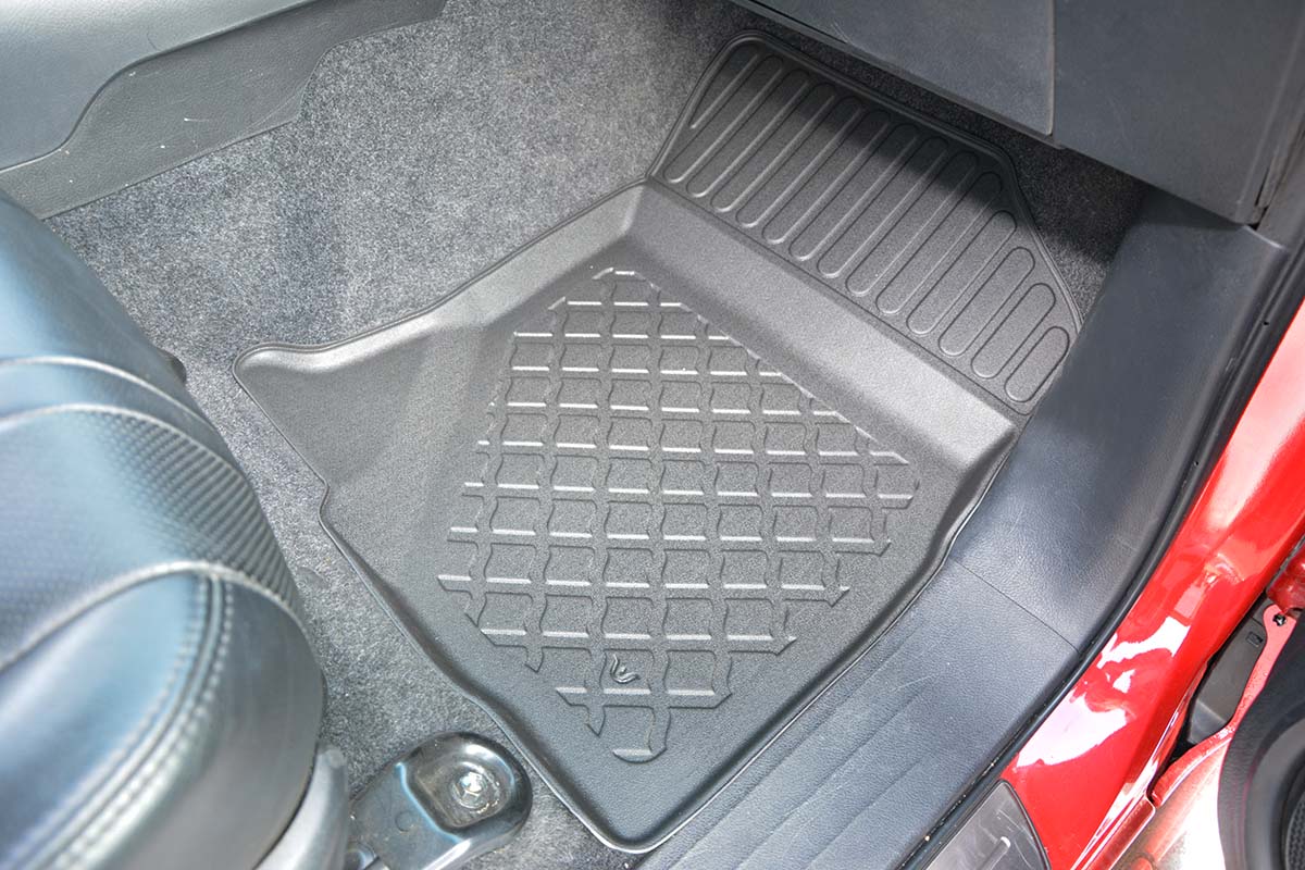 Covorase auto tip tavita Toyota Hilux, an fabricatie 09.2016 - prezent, caroserie pick-up cabina dubla, inclusiv facelift | 603380