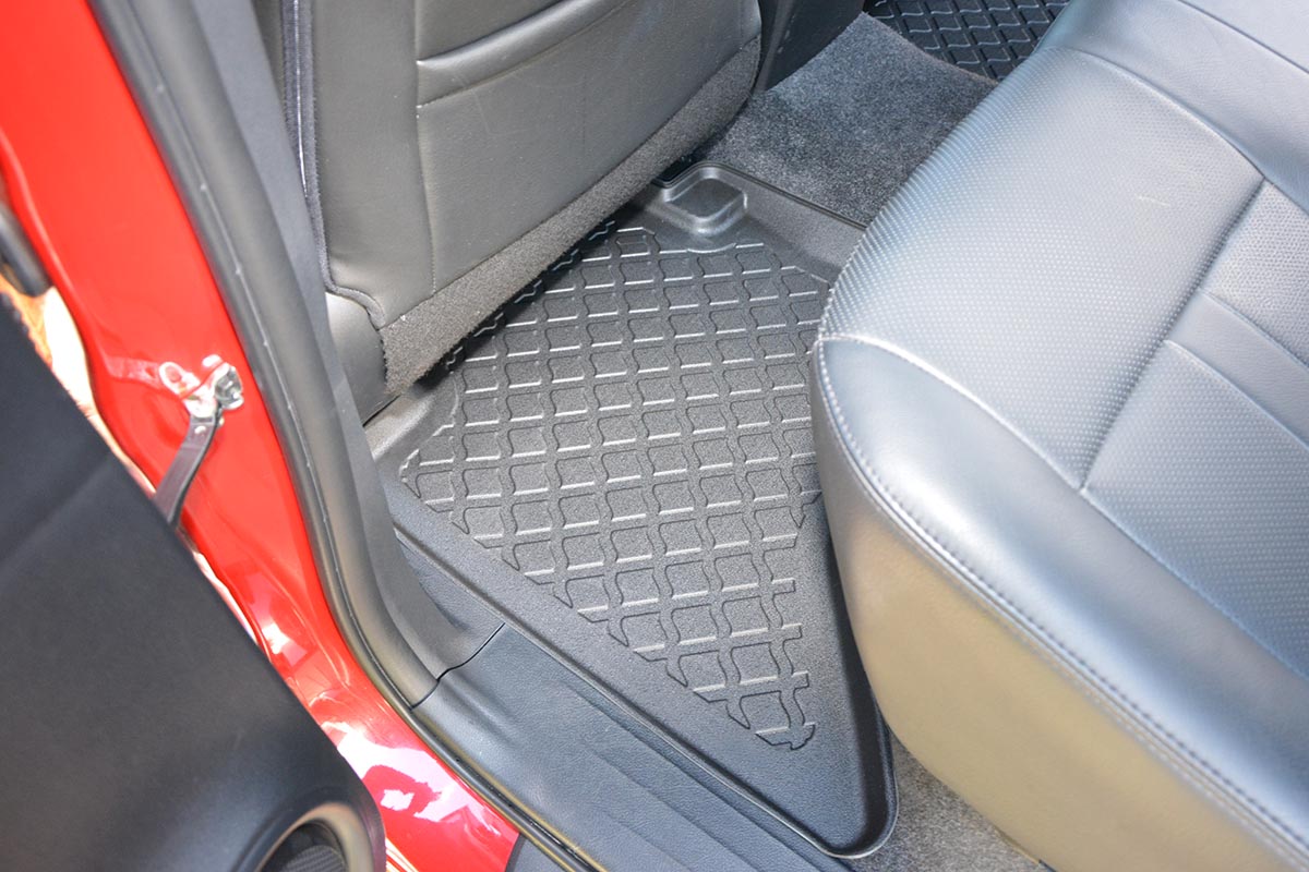 Covorase auto tip tavita Toyota Hilux, an fabricatie 09.2016 - prezent, caroserie pick-up cabina dubla, inclusiv facelift | 603380