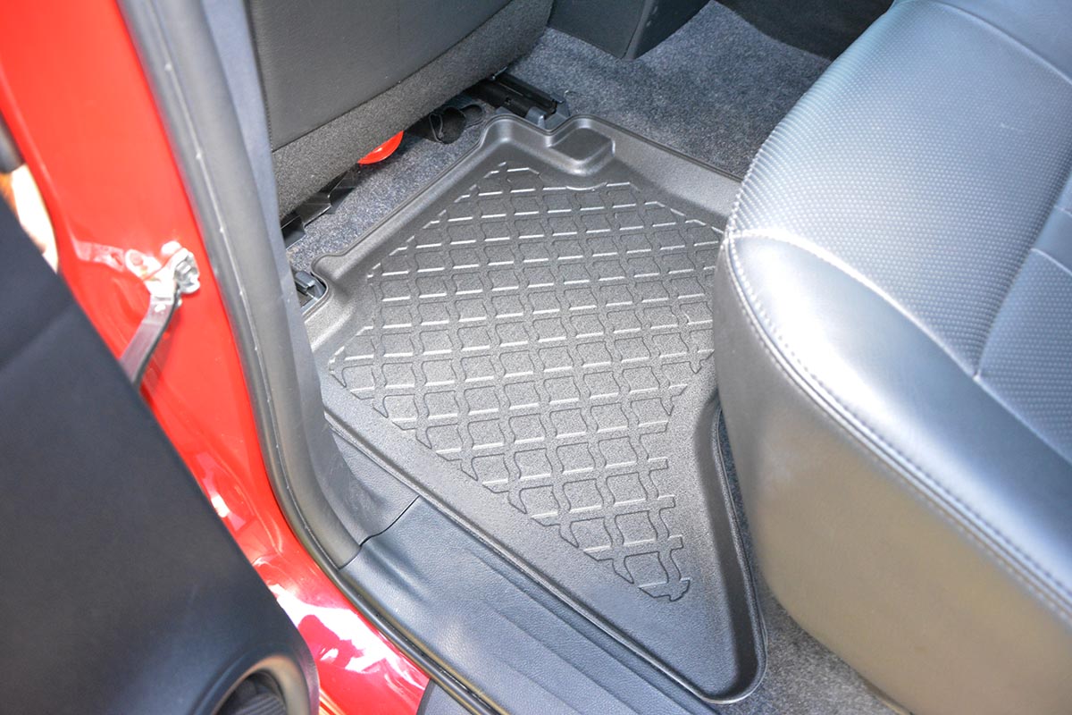 Covorase auto tip tavita Toyota Hilux, an fabricatie 09.2016 - prezent, caroserie pick-up cabina dubla, inclusiv facelift | 603380