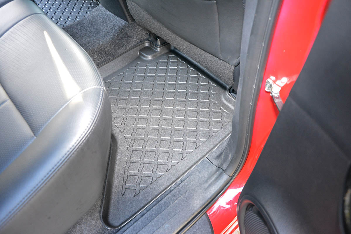 Covorase auto tip tavita Toyota Hilux, an fabricatie 09.2016 - prezent, caroserie pick-up cabina dubla, inclusiv facelift | 603380