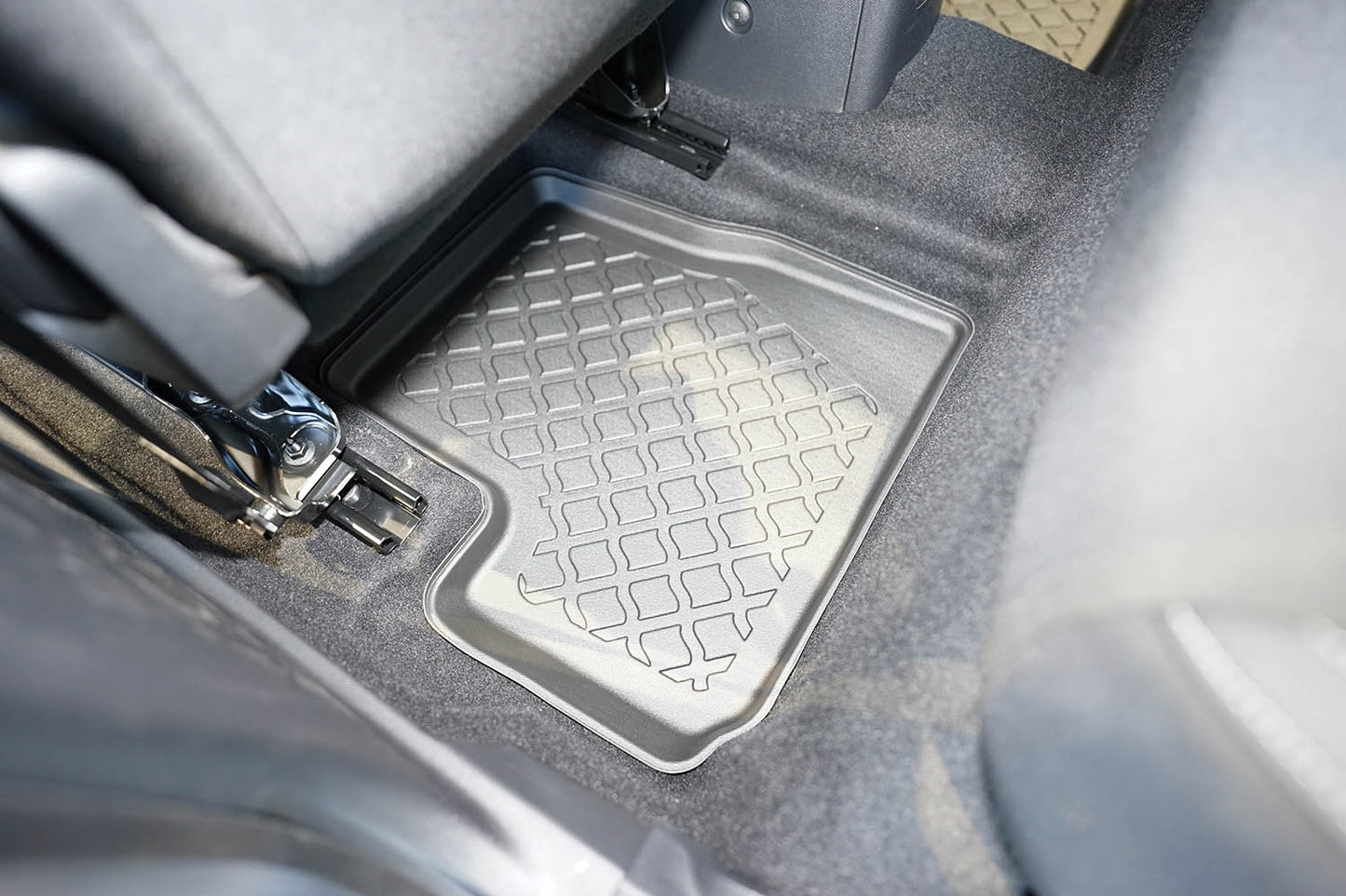 Covorase auto tip tavita Citroen C3 IV fabricatie 04.2024 -prezent, caroserie hatchback, nu corespunde pentru electric si MHEV #1 - Auto Alorria