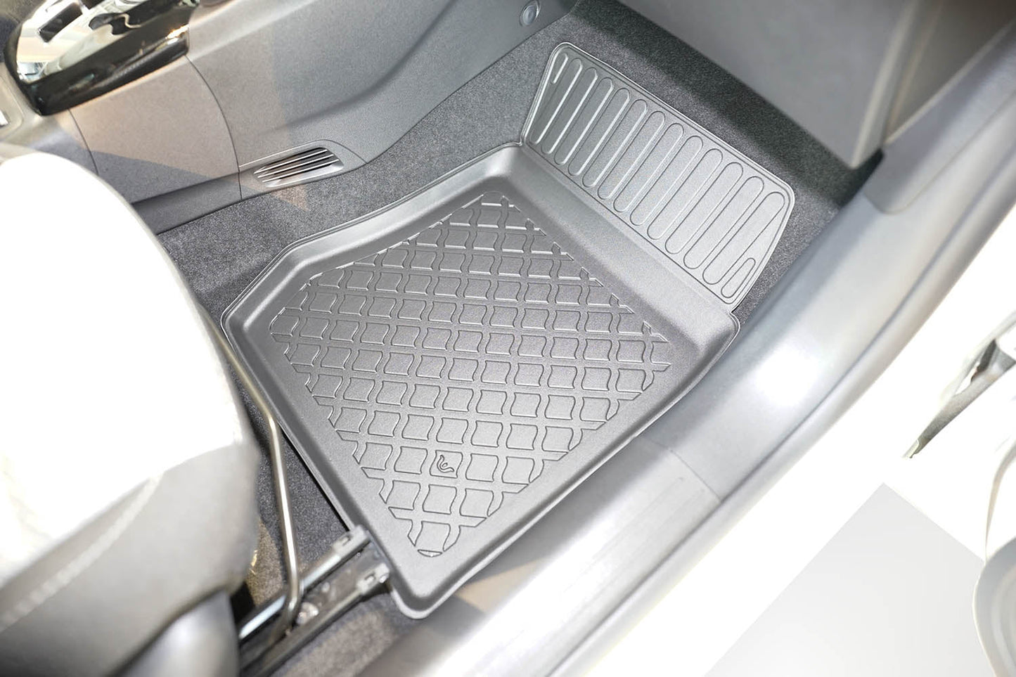 Covorase auto tip tavita Citroen C4 X MHEV Facelift fabricatie 03.2025 - prezent, caroserie suv #1 - Auto Alorria