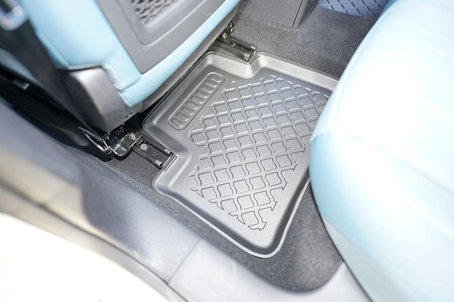 Covorase auto tip tavita Peugeot 308 Hybrid (MHEV) fabricatie 09.2023 - prezent, caroserie combi #1 - Auto Alorria