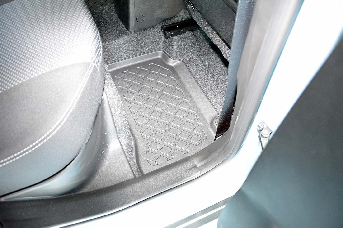 Covorase auto tip tavita Suzuki Vitara Strong Hybrid, an fabricatie 03.2022 - prezent, caroserie suv | 603603