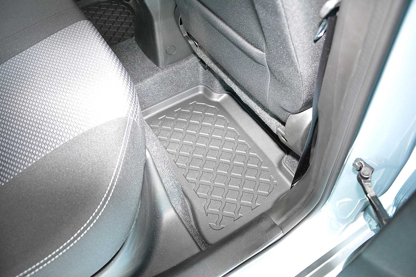 Covorase auto tip tavita Suzuki Vitara Strong Hybrid, an fabricatie 03.2022 - prezent, caroserie suv | 603603