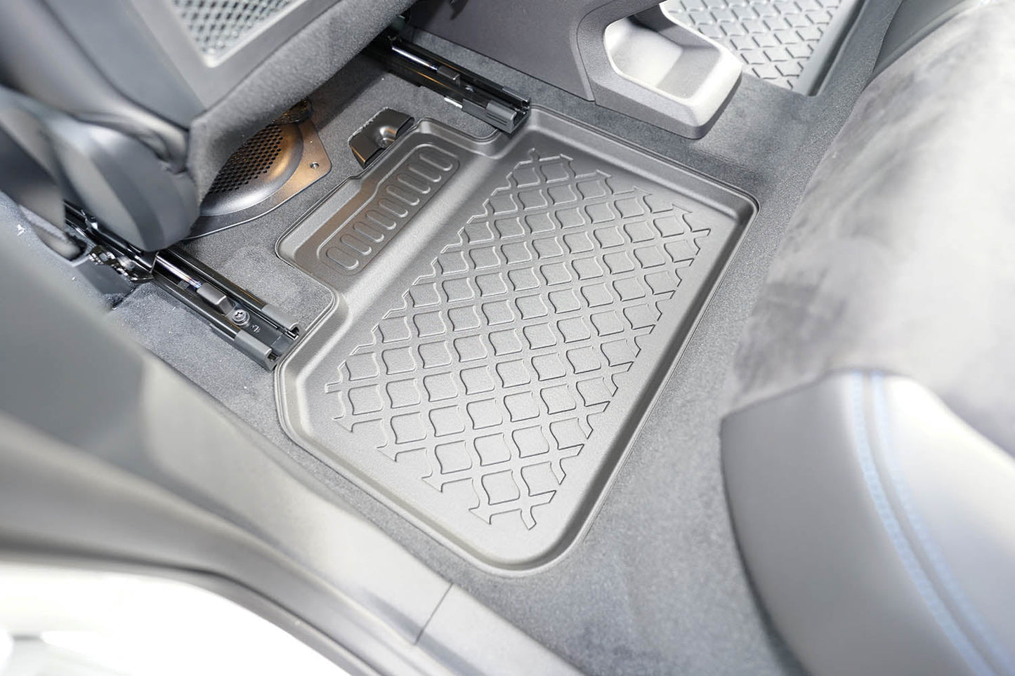 Covorase auto tip tavita BMW iX1 U11 EV fabricatie 11.2022 - prezent, caroserie suv #2