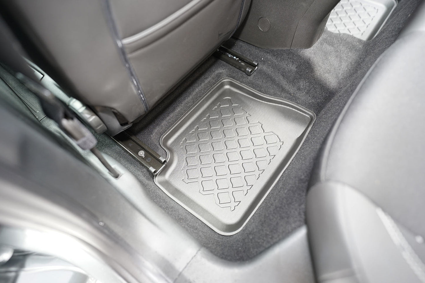 Covorase auto tip tavita Jeep Avenger EV, an fabricatie 2023 - prezent, caroserie suv | 603835