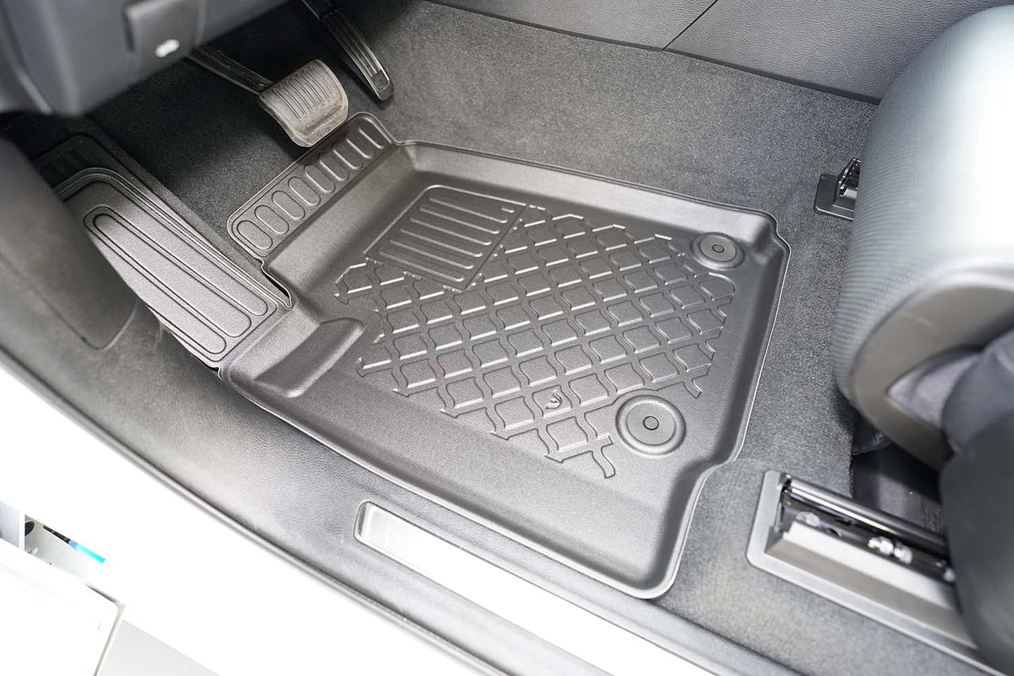 Covorase auto tip tavita Jeep Grand Cherokee V PHEV fabricatie 05.2022 - prezent, caroserie suv #1