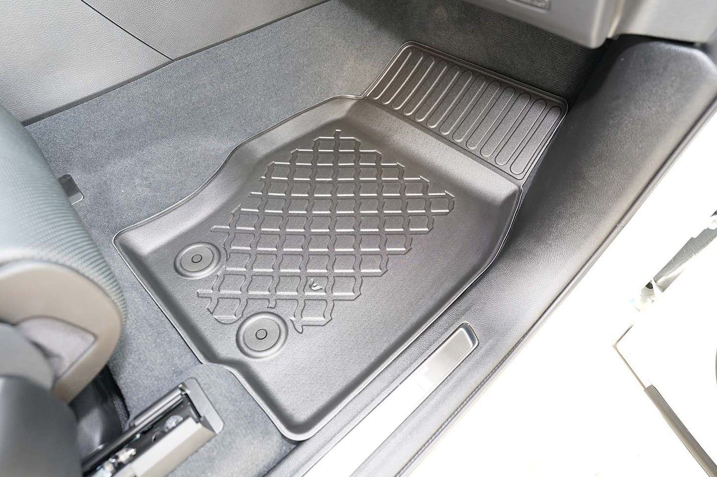 Covorase auto tip tavita Jeep Grand Cherokee V PHEV fabricatie 05.2022 - prezent, caroserie suv #1