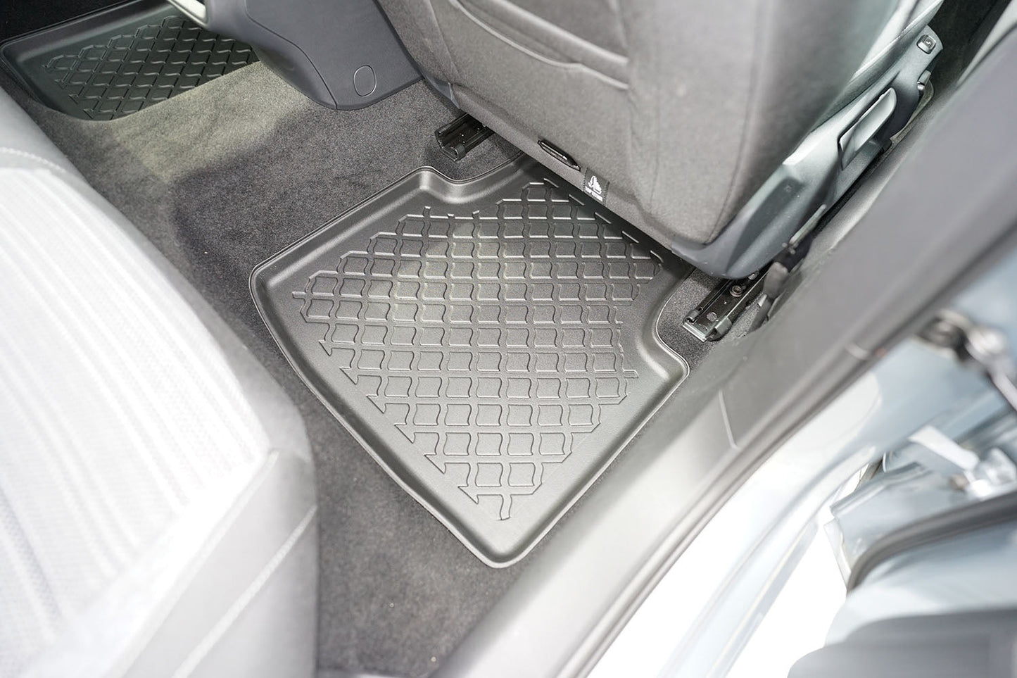 Covorase auto tip tavita Skoda Superb IV fabricatie 12.2023 - prezent, caroserie sedan #1