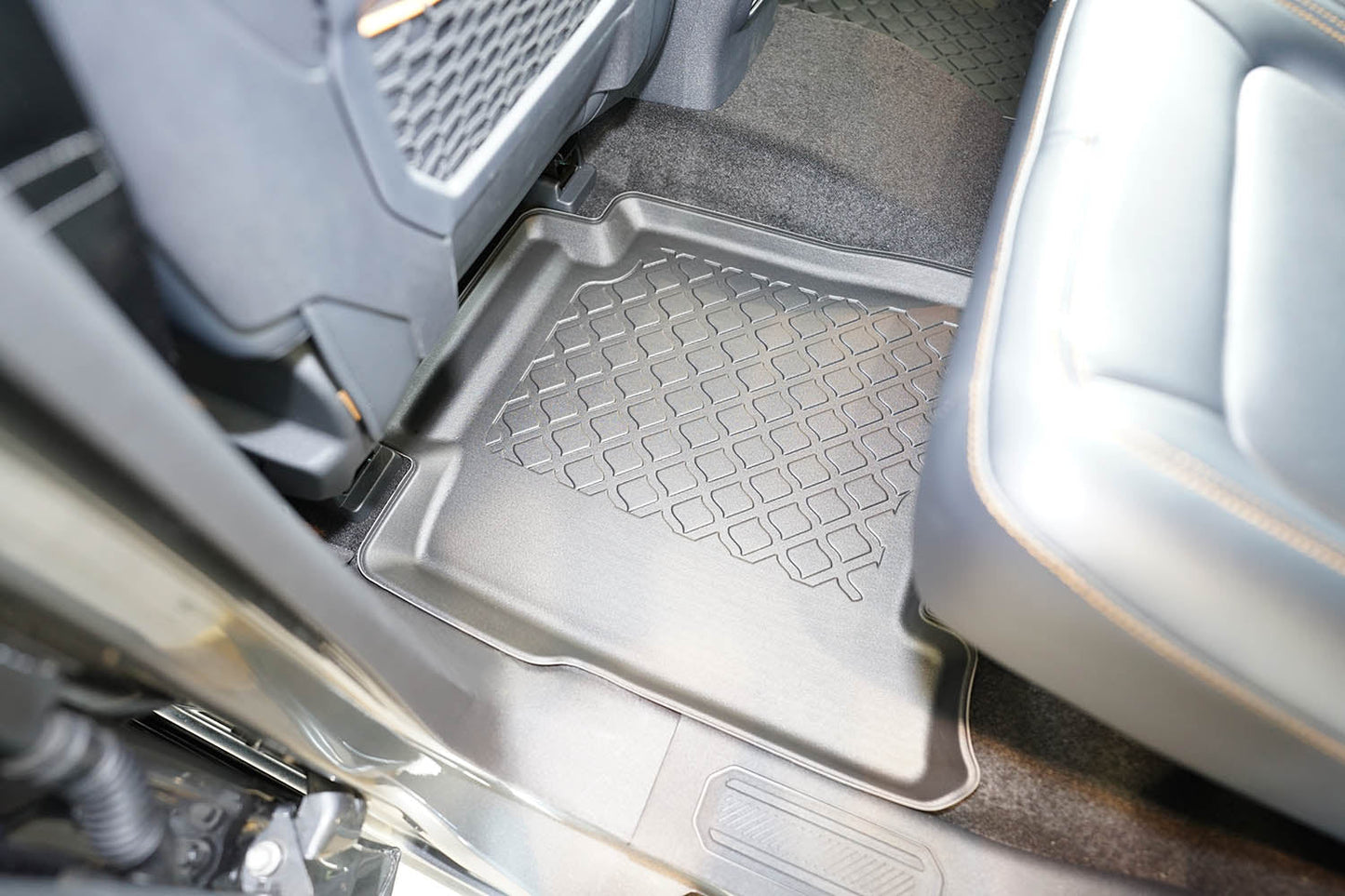 Covorase auto tip tavita Ford Bronco fabricatie 06.2021 - prezent, caroserie suv, 5 locuri #1 - Auto Alorria