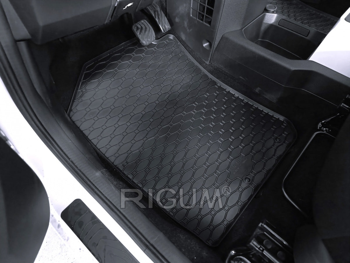 Covorase auto Dacia Spring Facelift fabricatie 2024 - prezent, caroserie suv #1