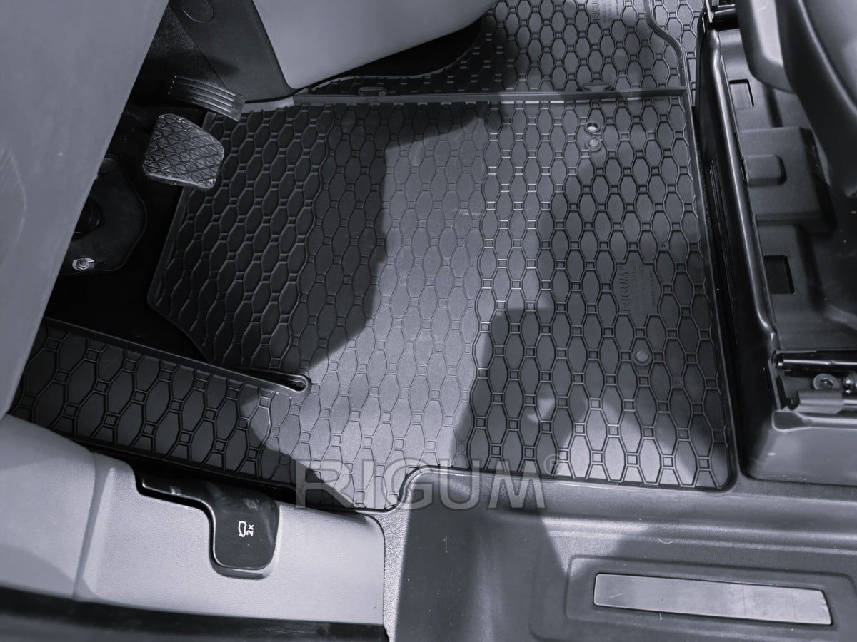 Covorase auto Ford Transit Custom II fabricatie 2024 - prezent, caroserie van, 2-3 locuri #1