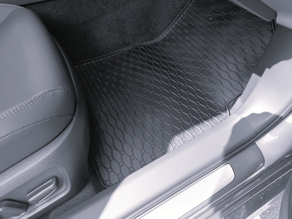 Covorase auto Toyota Camry XV80 Hybrid fabricatie 2024 - prezent, caroserie sedan #1 - Auto Alorria