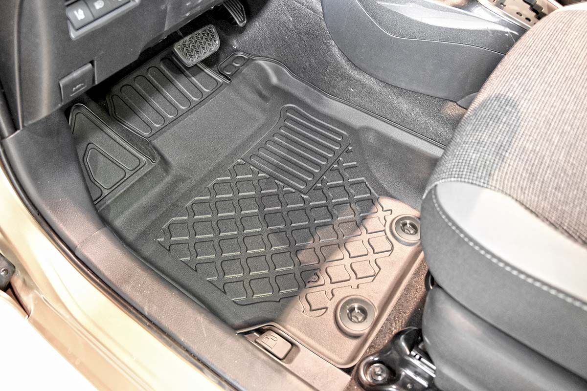 Covorase auto tip tavita Toyota Yaris III, an fabricatie 09.2011 - 08.2020, caroserie hatchback | 602773