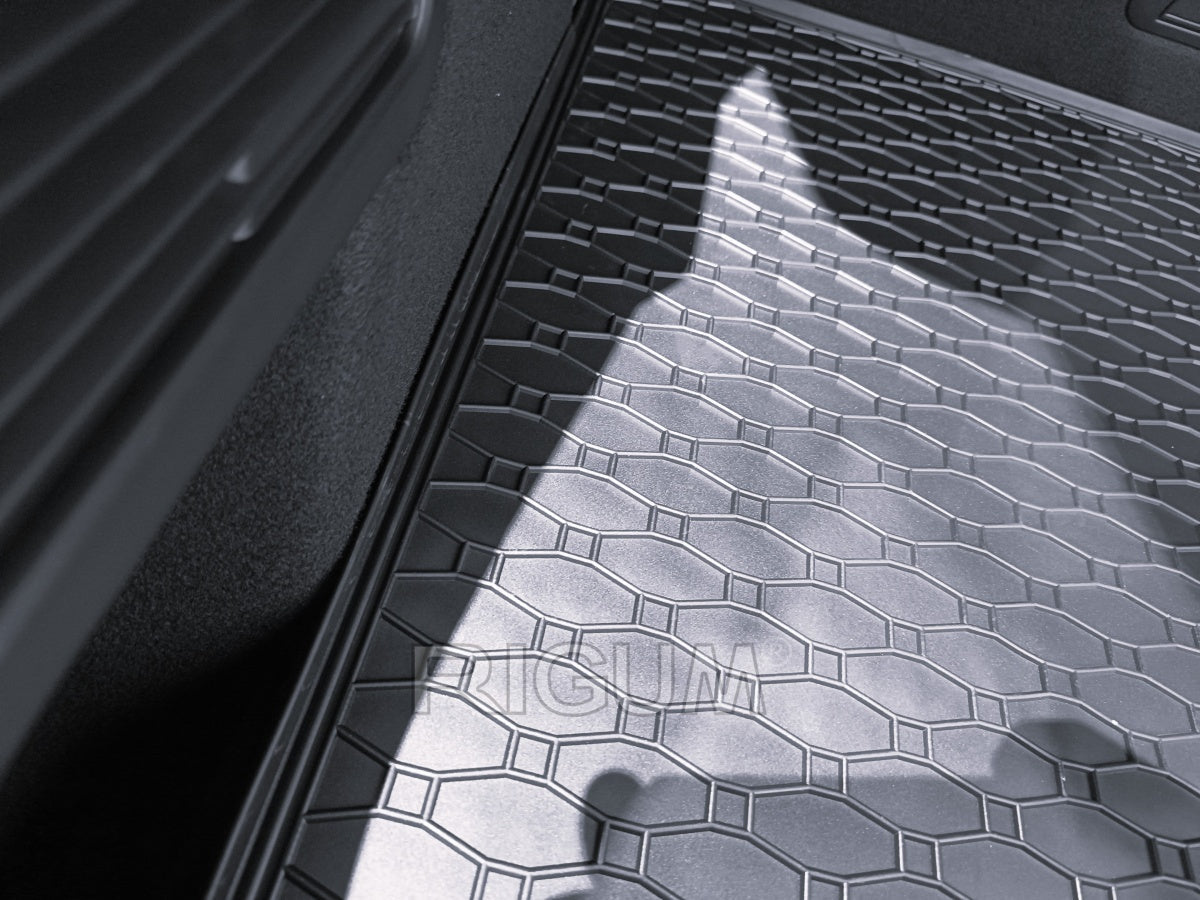 Tavite portbagaj Ford Focus IV, caroserie hatchback, an fabricatie 09.2018 - prezent, roata de rezerva normala | 408232