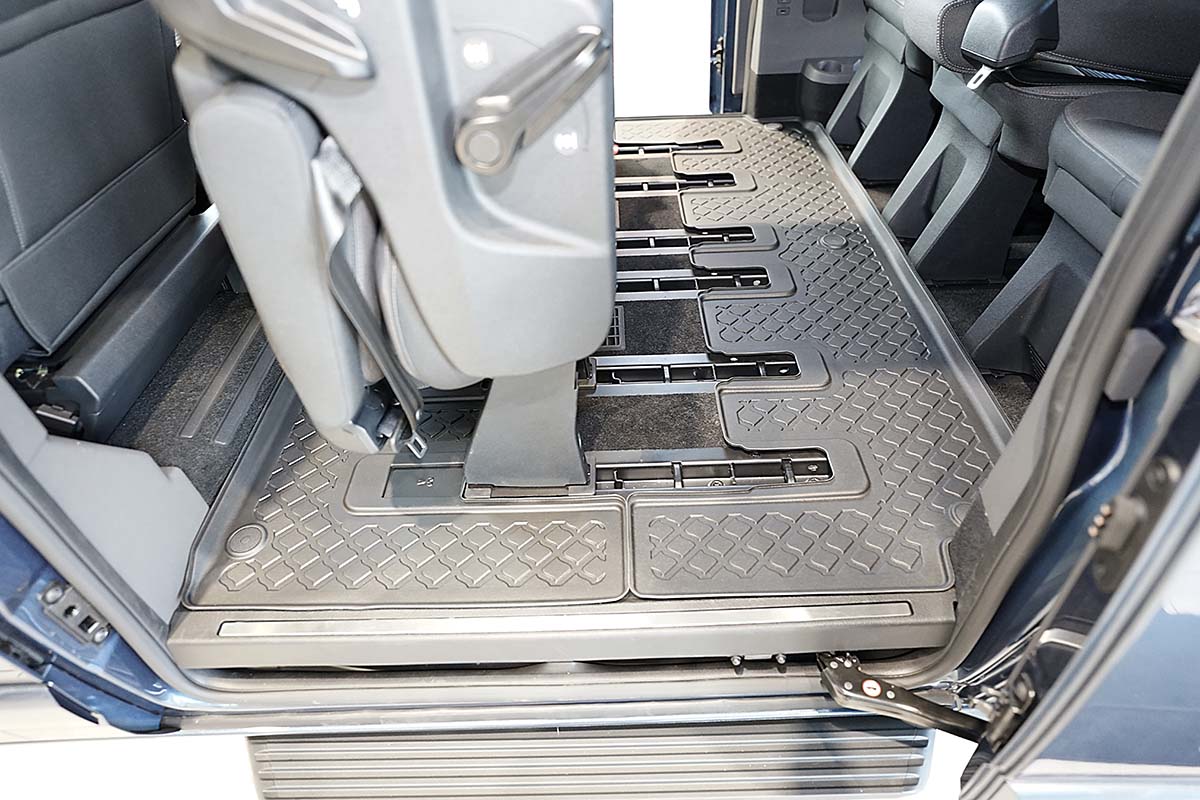 Covorase auto tip tavita Ford Tourneo Custom Facelift, an fabricatie 02.2018 - prezent, caroserie van ampatament l1 si l2, cutie manuala si automata, rand 3 | 693145