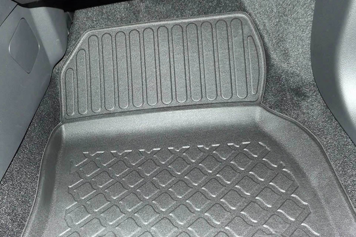 Covorase auto tip tavita Ford Focus III, an fabricatie 03.2011 - 08.2018, caroserie sedan | 603113