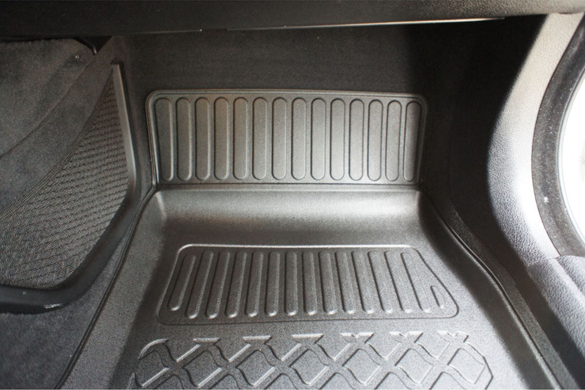 Covorase auto tip tavita BMW Seria 5 F11 Facelift, an fabricatie 2013 - 04.2017, caroserie combi fara x-drive | 602064