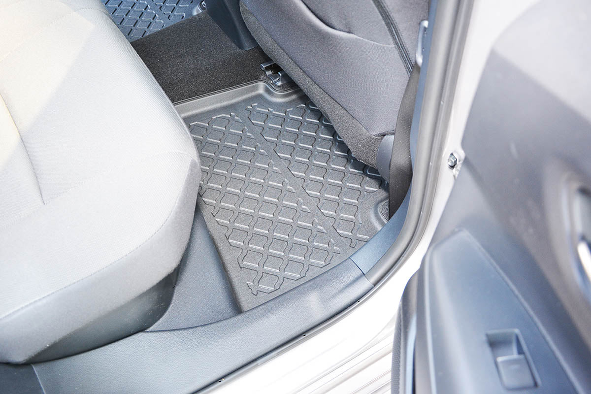 Covorase auto tip tavita Suzuki Swace Hybrid, an fabricatie 11.2020 - prezent, caroserie combi | 603388