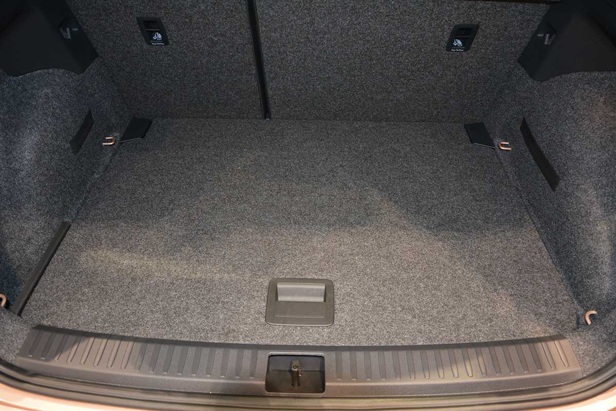 Tavita de portbagaj Seat Arona, caroserie SUV, fabricatie 06.2017 - prezent, portbagaj superior #1