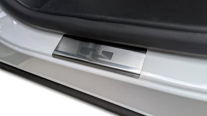 Protectie praguri usi inox Opel Grandland II EV fabricatie 10.2024 - prezent, caroserie suv #1 - Auto Alorria