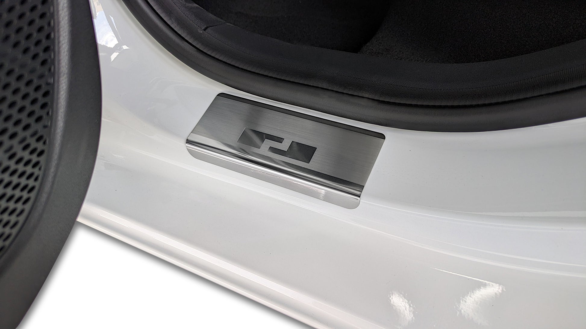 Protectie praguri usi inox MG 3 Hybrid+ fabricatie 05.2024 - prezent, caroserie hatchback #1 - Auto Alorria